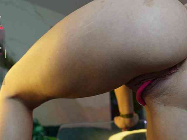 Emily-bloom webcam