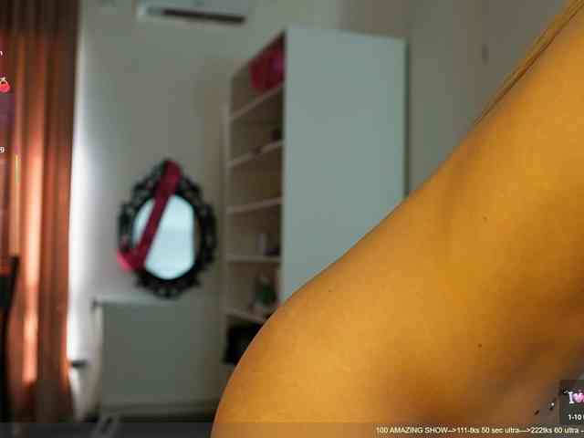 Emily-bloom webcam