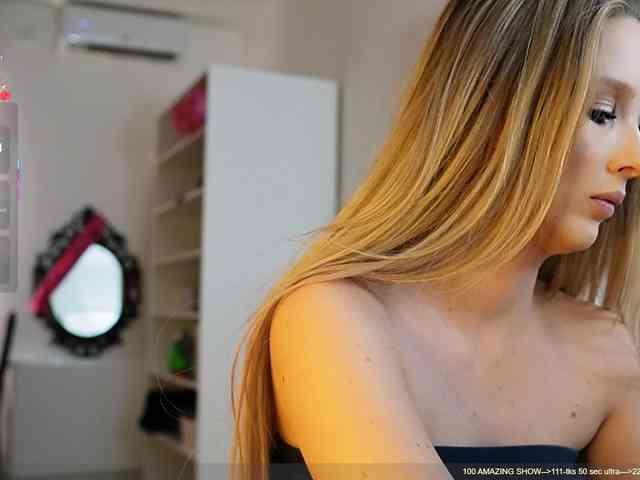 Emily-bloom webcam