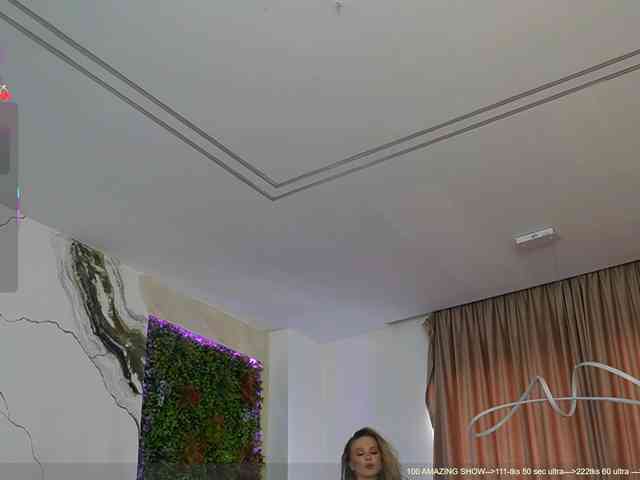 Emily-bloom webcam