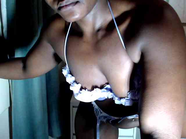FitBlair66 webcam