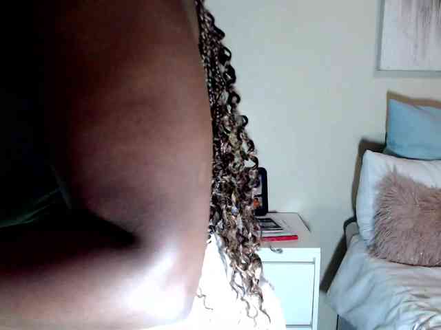 FitBlair66 webcam