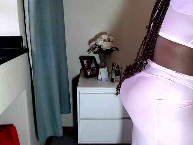 FitBlair66 webcam
