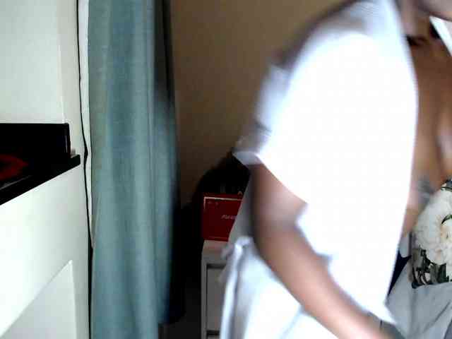 FitBlair66 webcam