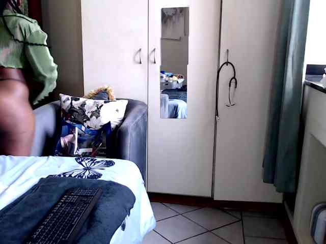 FitBlair66 webcam