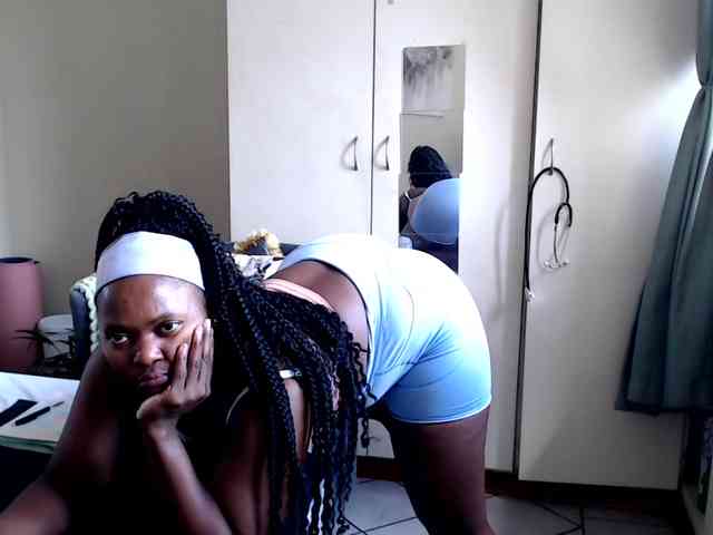 FitBlair66 webcam