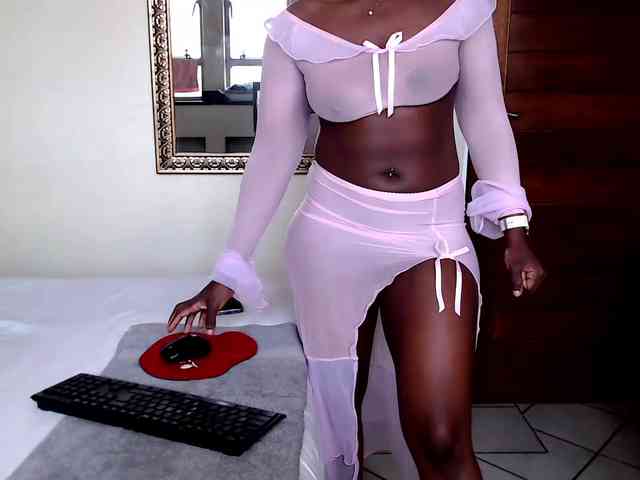 FitBlair66 webcam