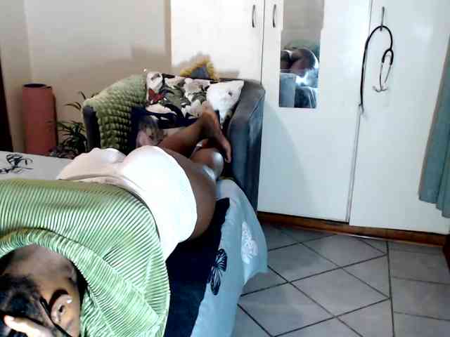 FitBlair66 webcam
