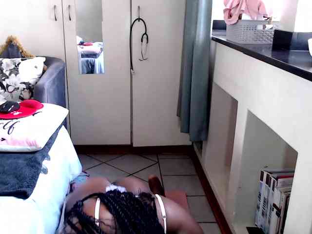 FitBlair66 webcam