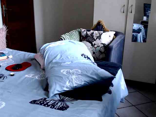 FitBlair66 webcam