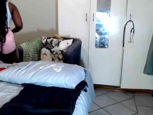 FitBlair66 webcam