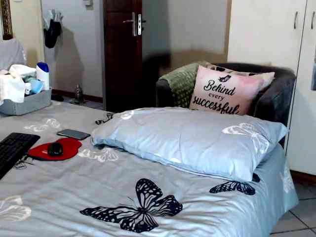 FitBlair66 webcam