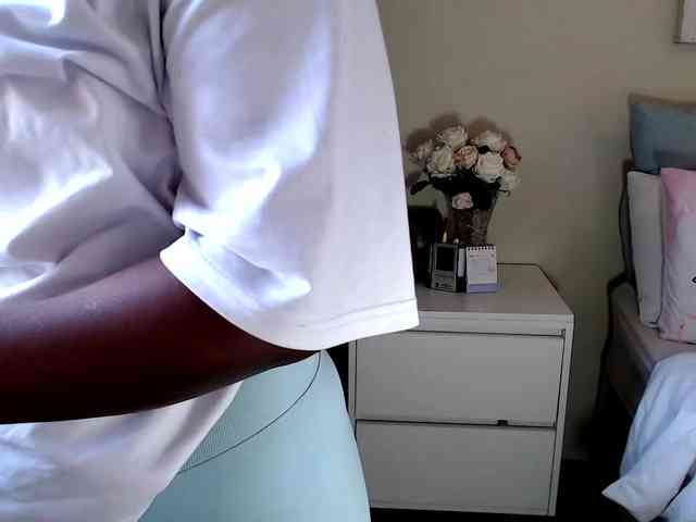 FitBlair66 webcam