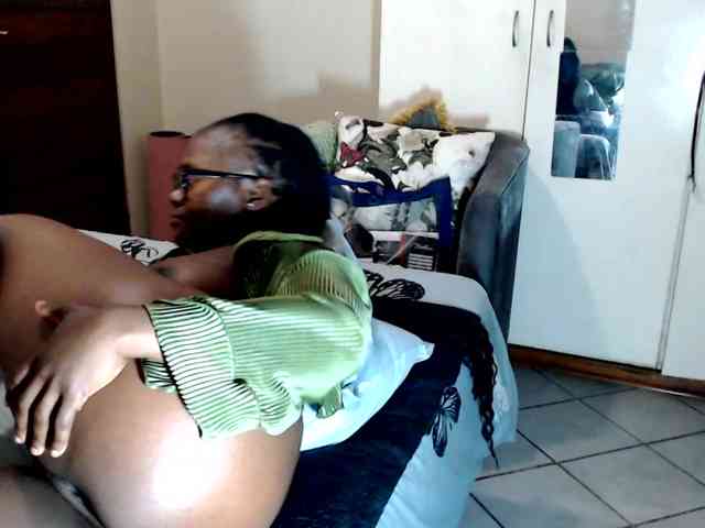 FitBlair66 webcam