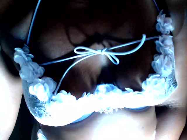FitBlair66 webcam