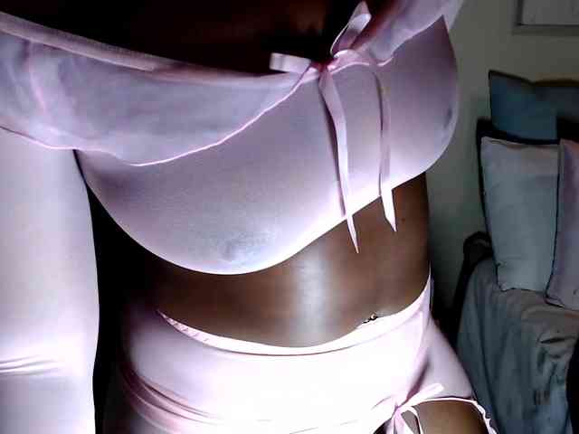 FitBlair66 webcam