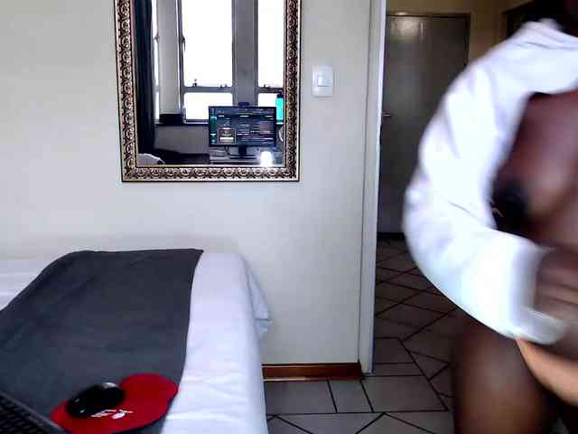 FitBlair66 webcam