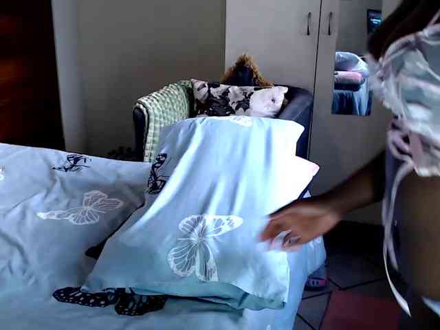 FitBlair66 webcam