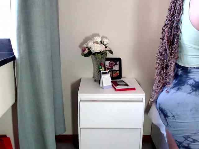 FitBlair66 webcam