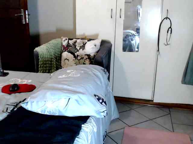 FitBlair66 webcam
