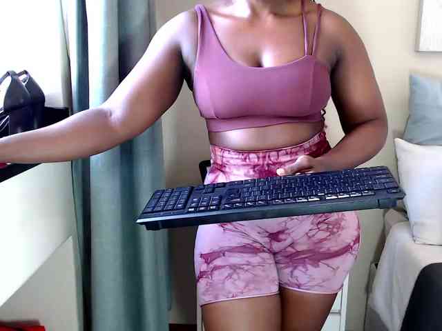 FitBlair66 webcam