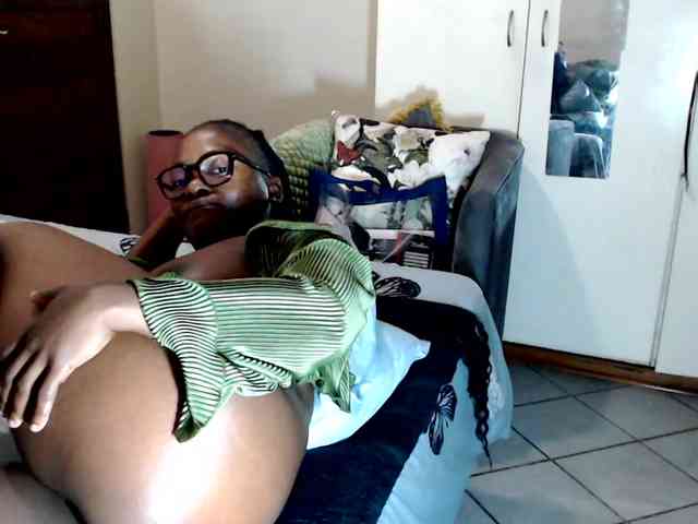 FitBlair66 webcam