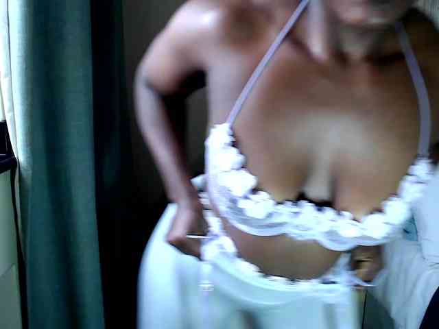 FitBlair66 webcam
