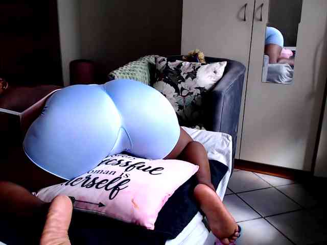 FitBlair66 webcam