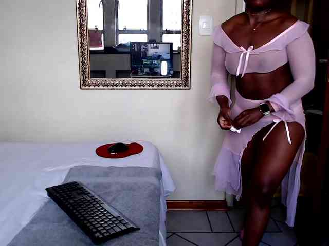 FitBlair66 webcam