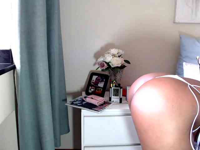 FitBlair66 webcam
