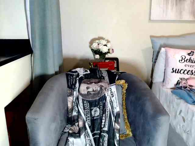 FitBlair66 webcam