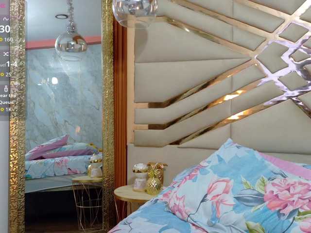 sluttyandmature's BongaCams show and profile