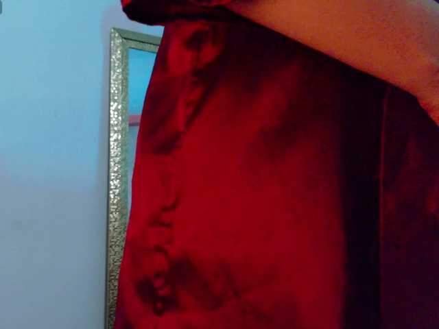 sluttyandmature's BongaCams show and profile