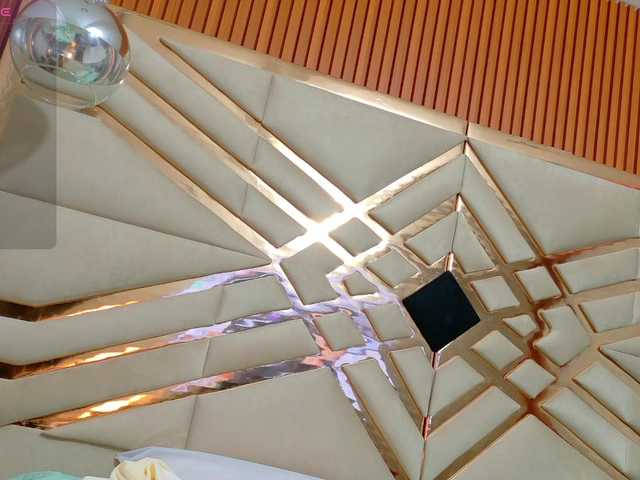 sluttyandmature's BongaCams show and profile