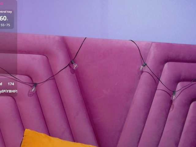 sluttyandmature's BongaCams show and profile