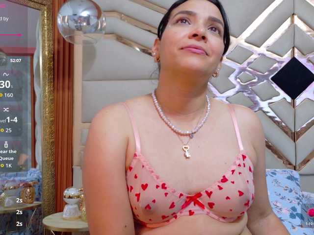 sluttyandmature's BongaCams show and profile