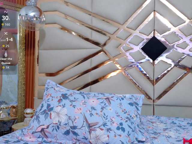 Preview of sexyladyandhot