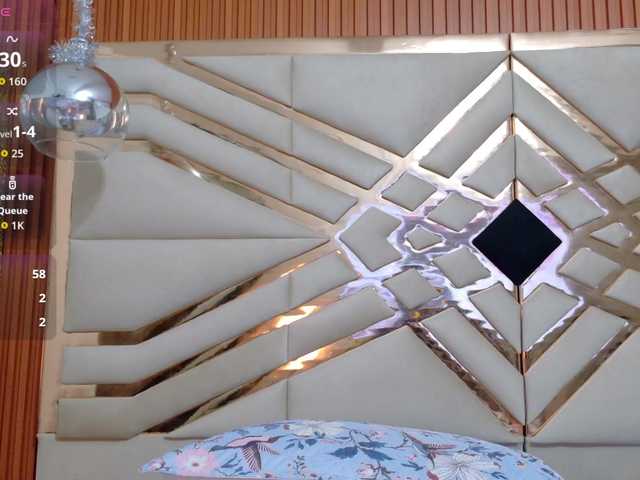 sluttyandmature's BongaCams show and profile