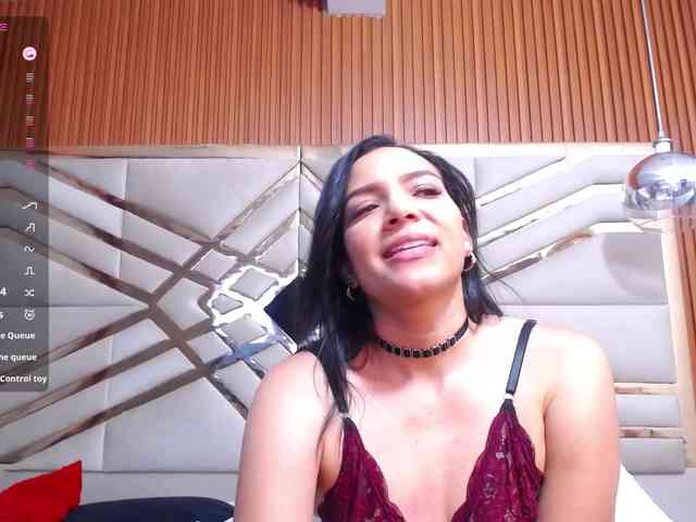 Sexyladyandhot webcam