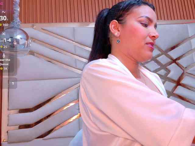 Sexyladyandhot webcam