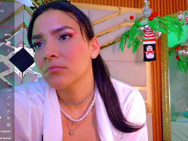 Sexyladyandhot webcam