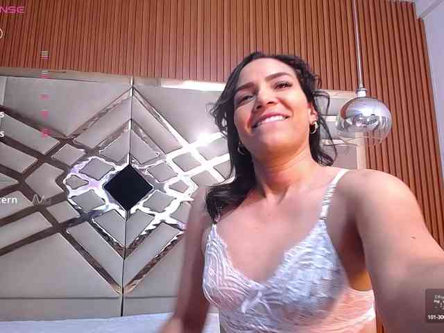 Sexyladyandhot webcam