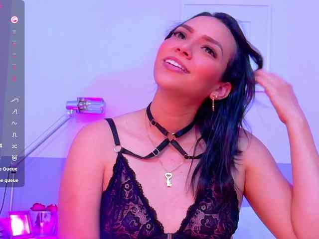 Sexyladyandhot webcam