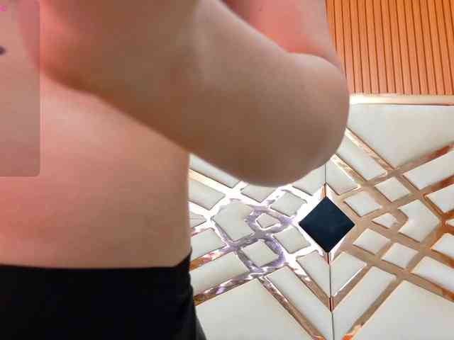 Sexyladyandhot webcam