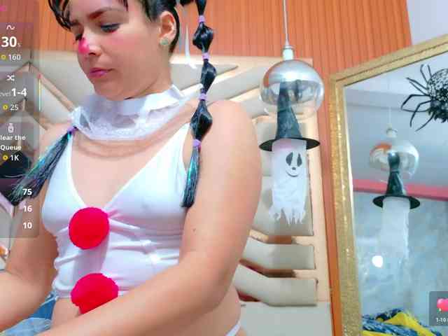 Sexyladyandhot webcam