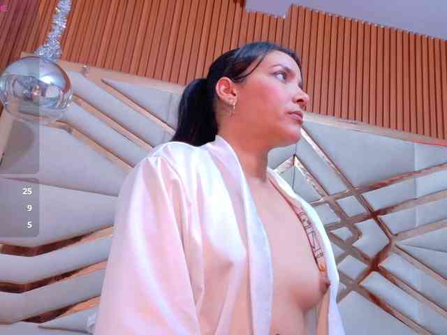 Sexyladyandhot webcam