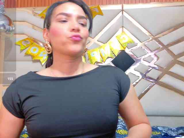 Sexyladyandhot webcam