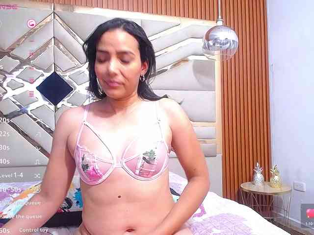 Sexyladyandhot webcam