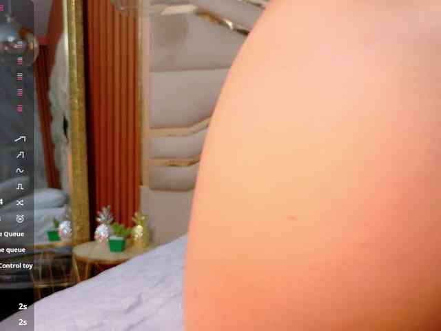 Sexyladyandhot webcam