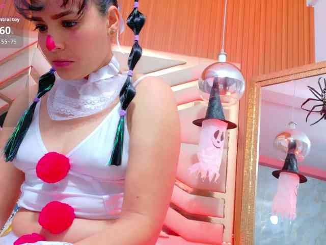 Sexyladyandhot webcam